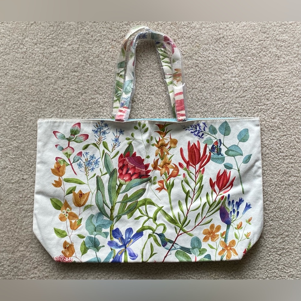 Estée Lauder tote bag